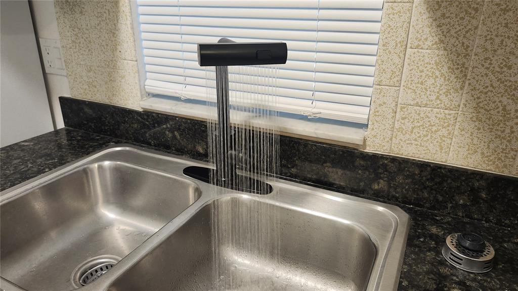 3147 29TH AVENUE N UNIT 203, ST PETERSBURG, FL — photo 4 of 15