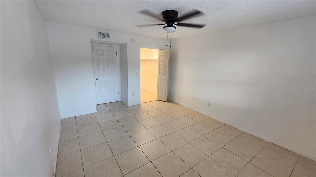 3147 29TH AVENUE N UNIT 203, ST PETERSBURG, FL — photo 5 of 15