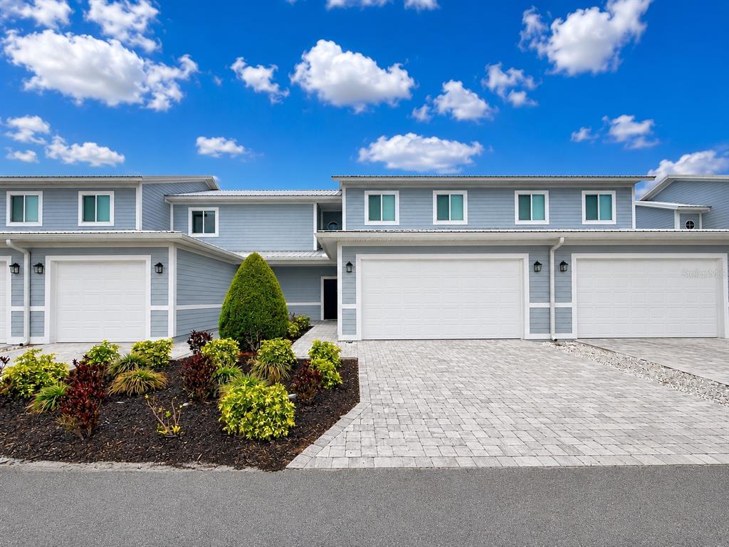 2623 TANOAK TERRACE