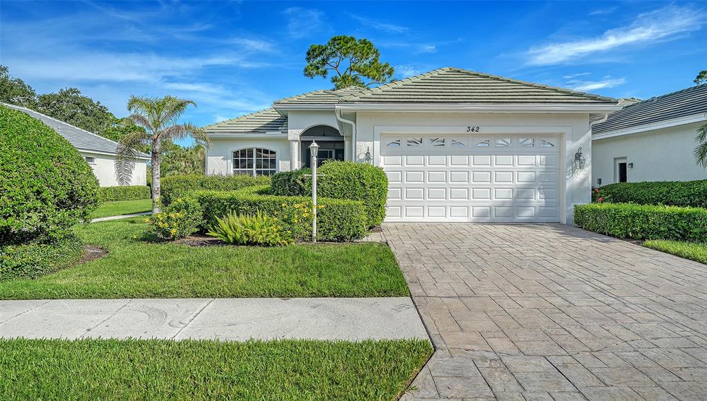 342 MELROSE COURT, VENICE, FL — photo 2 of 30