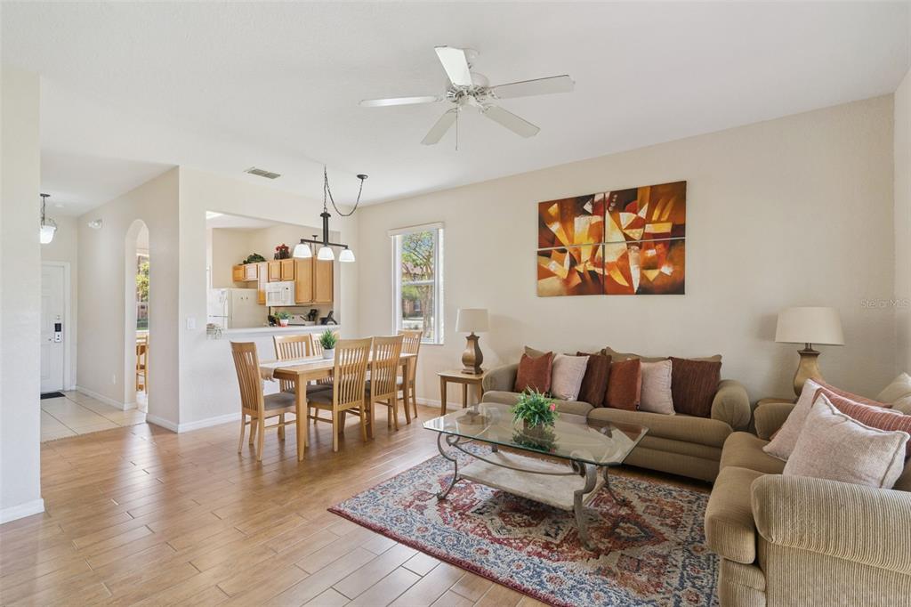 2205 CALABRIA AVENUE, DAVENPORT, FL — photo 3 of 30