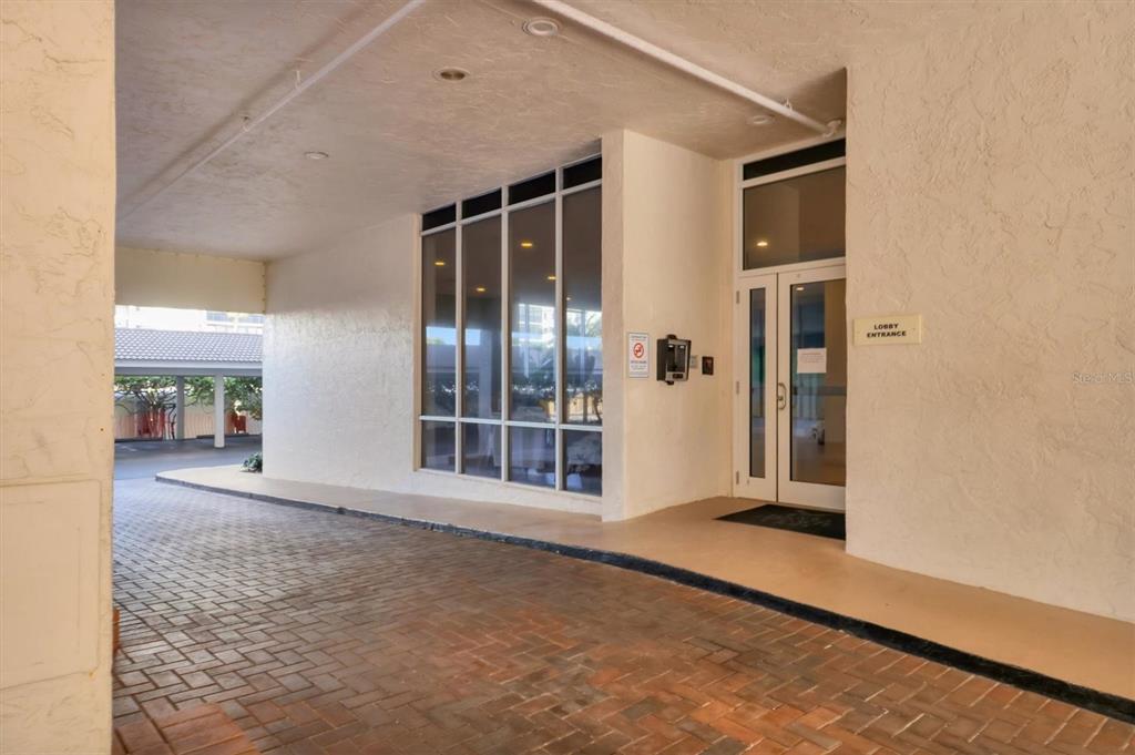 1212 BENJAMIN FRANKLIN DRIVE UNIT 1003, SARASOTA, FL — photo 5 of 30