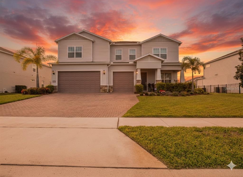 2206 WEATHERLY WAY