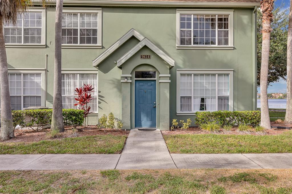 9414 LAKE CHASE ISLAND WAY UNIT 9414, TAMPA, FL — photo 3 of 30
