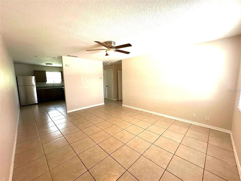 4170 BARNA AVENUE UNIT E, TITUSVILLE, FL — photo 4 of 8