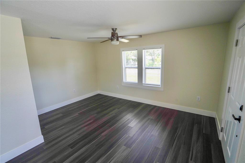 4400 6TH AVENUE S, ST PETERSBURG, FL — photo 4 of 25