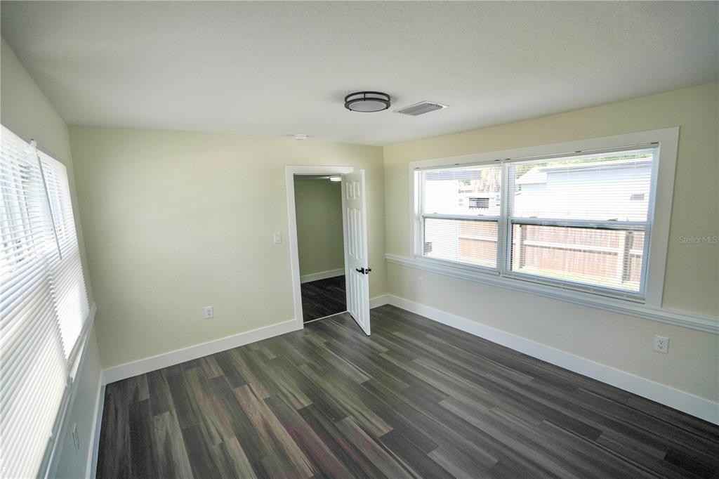 4400 6TH AVENUE S, ST PETERSBURG, FL — photo 5 of 25