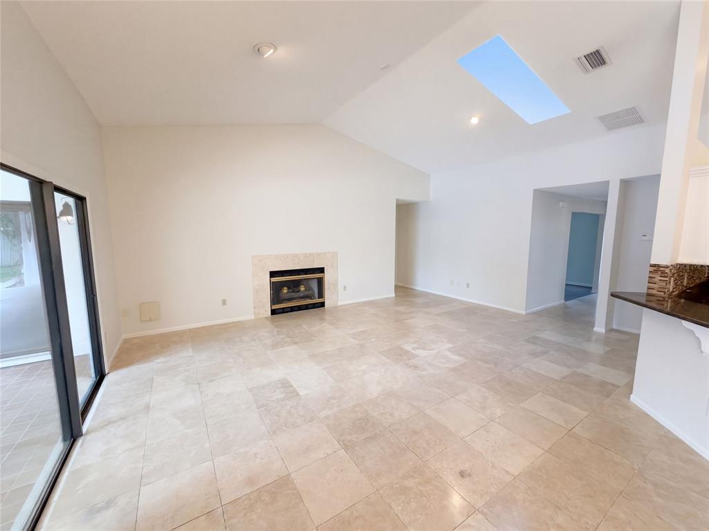 3339 PAISLEY CIRCLE, ORLANDO, FL — photo 3 of 19