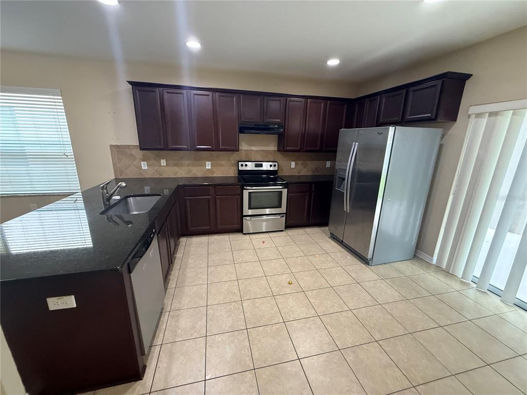 12669 BELCROFT DRIVE, RIVERVIEW, FL — photo 5 of 23