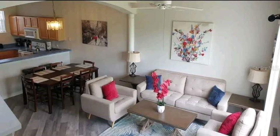 612 MONROE CIRCLE, DAVENPORT, FL — photo 2 of 10