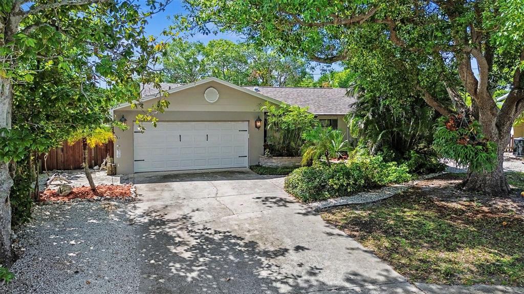 508 WHITE OAK DRIVE