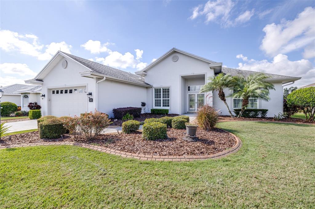 2636 HUNTINGTON HILLS DRIVE