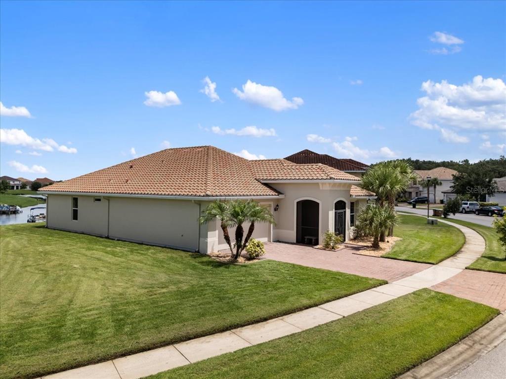 3878 CARRICK BEND DR