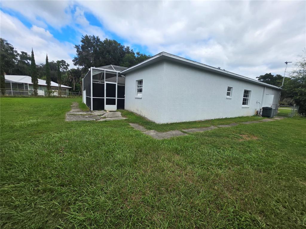 2936 S CIRCLE DRIVE, INVERNESS, FL — photo 3 of 15