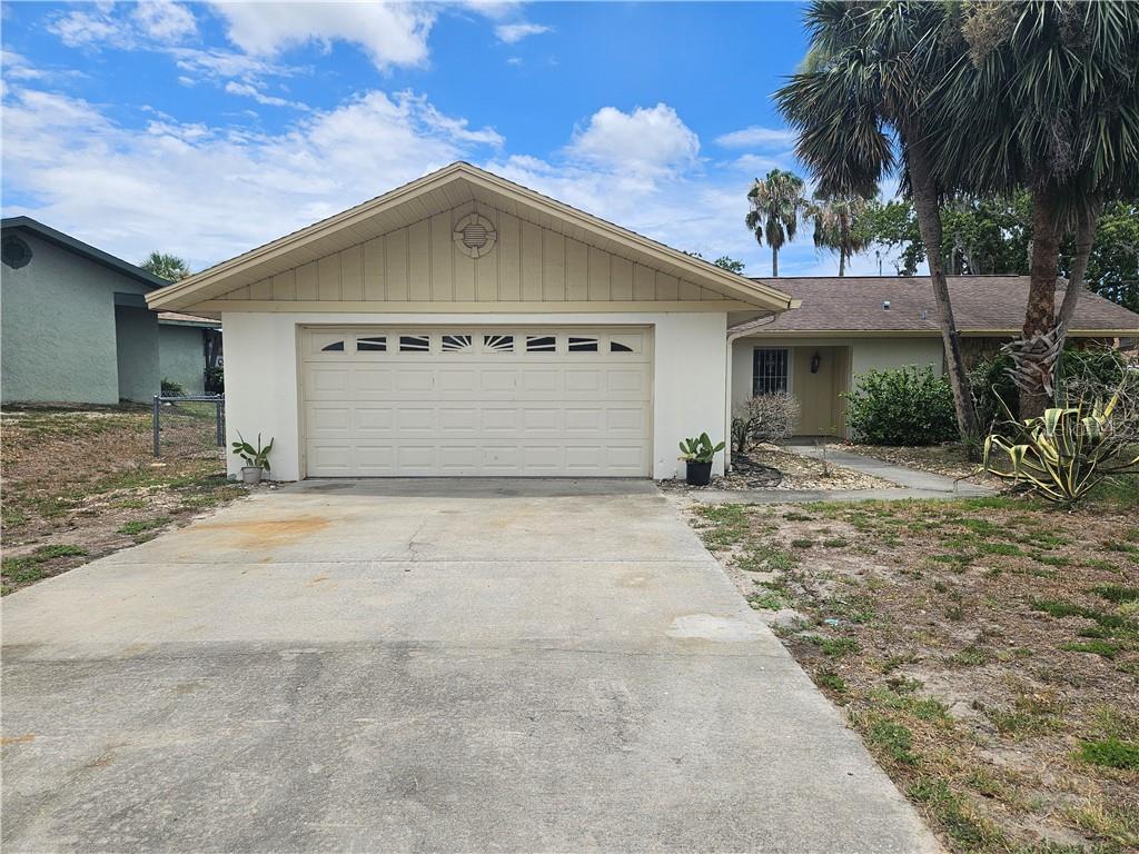 11684 W Sunnybrook COURT