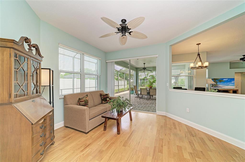 12105 BEEFLOWER DRIVE, LAKEWOOD RANCH, FL — photo 5 of 30