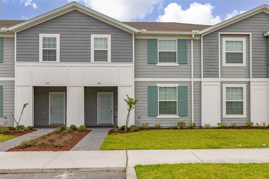971 PARADISE DRIVE