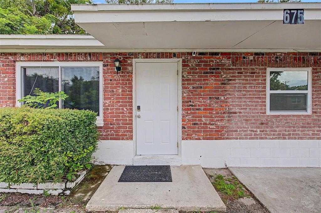 675 11TH PLACE, SAFETY HARBOR, FL — photo 2 of 30