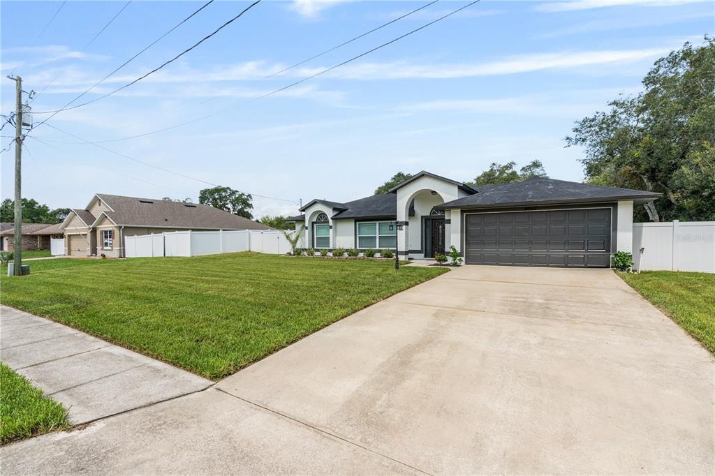 2685 GROVELAND AVENUE, DELTONA, FL — photo 5 of 30