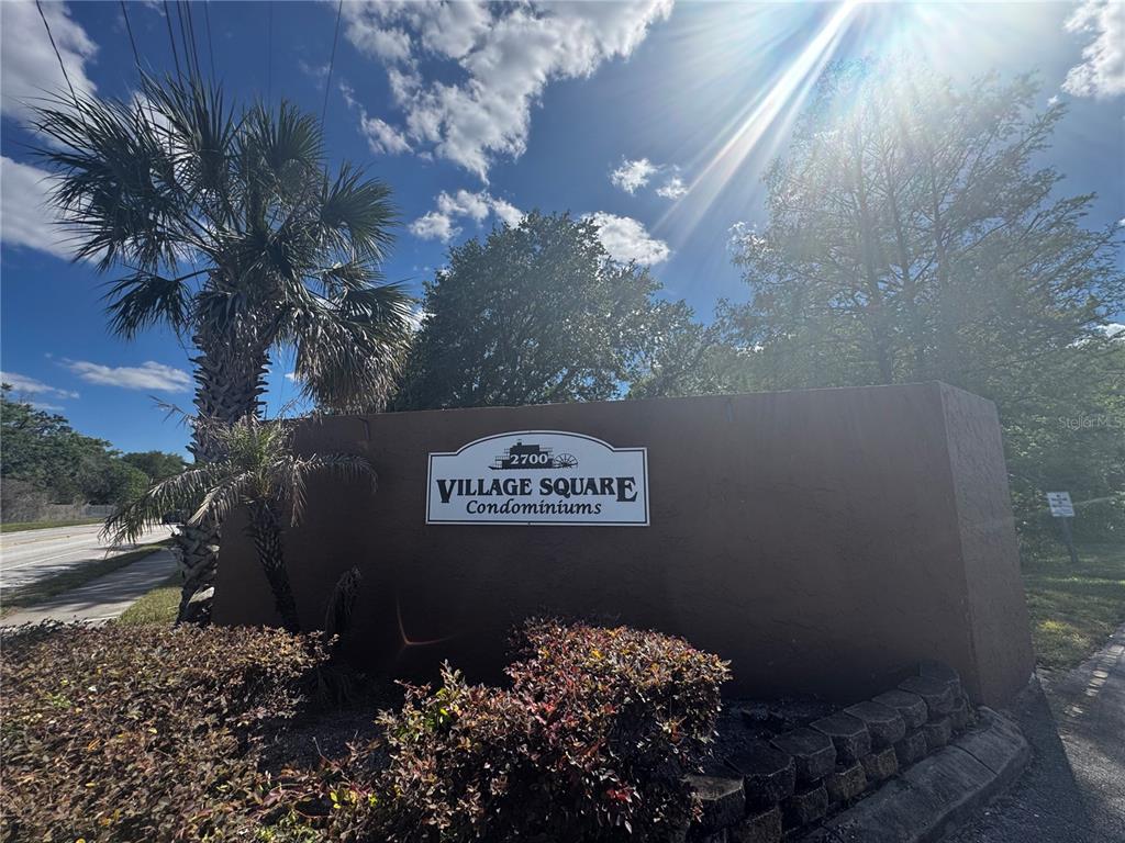 5917 VILLAGE CIRCLE UNIT 5917