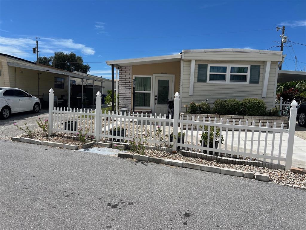 6580 SEMINOLE BOULEVARD UNIT 204, SEMINOLE, FL — photo 2 of 27