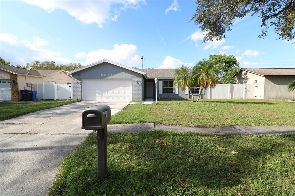 5018 OAKSHIRE DRIVE