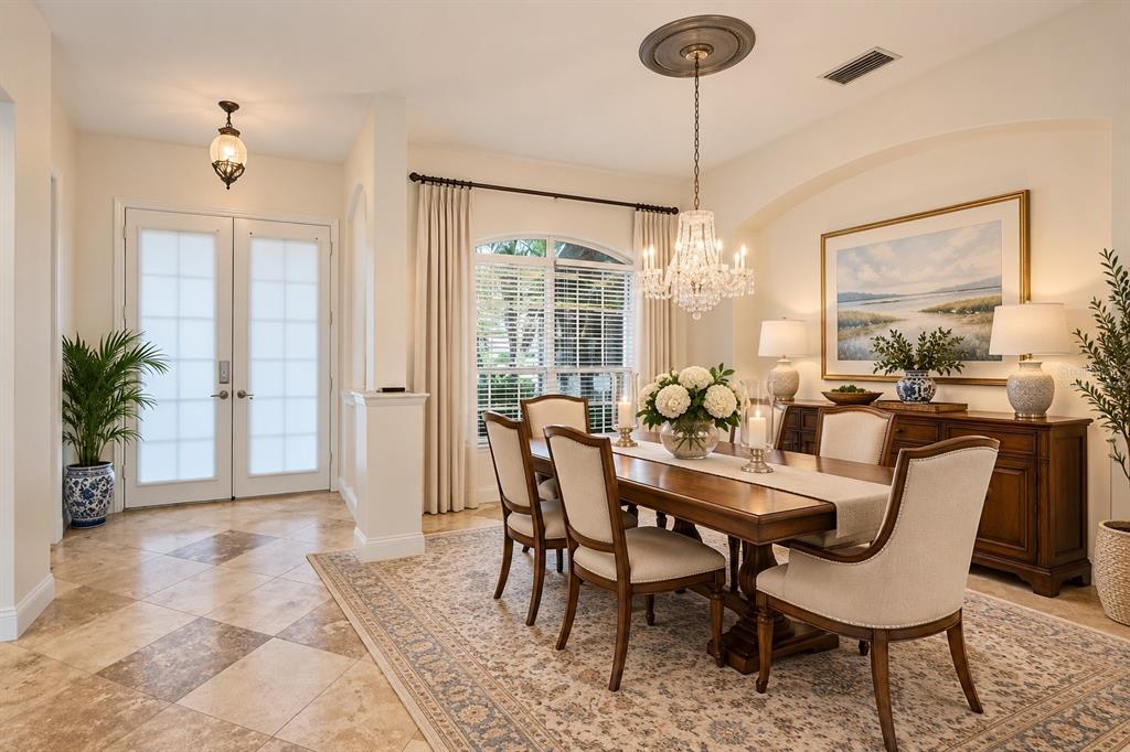 11915 CLUBHOUSE DRIVE, LAKEWOOD RANCH, FL — photo 5 of 30