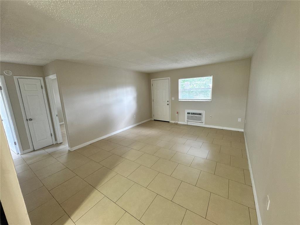 2100 SOUTH STREET UNIT C, LEESBURG, FL — photo 2 of 9