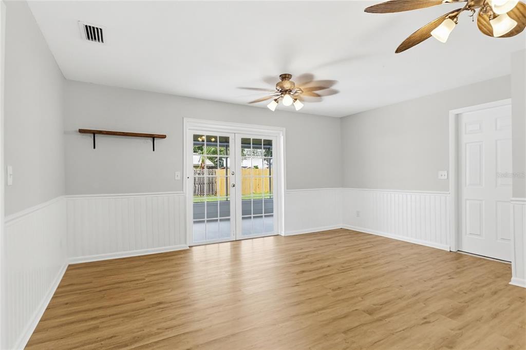 1322 GLENGREEN LANE, LAKELAND, FL — photo 4 of 18
