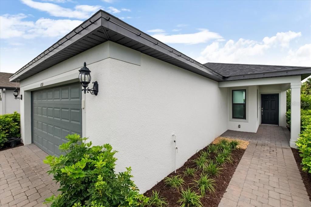 6559 SILVERSTAR DRIVE, SARASOTA, FL — photo 2 of 30