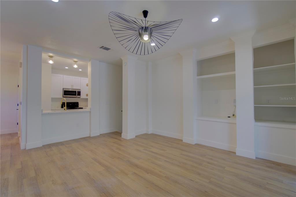 163 VILLA DI ESTE TERRACE UNIT 201, LAKE MARY, FL — photo 5 of 25