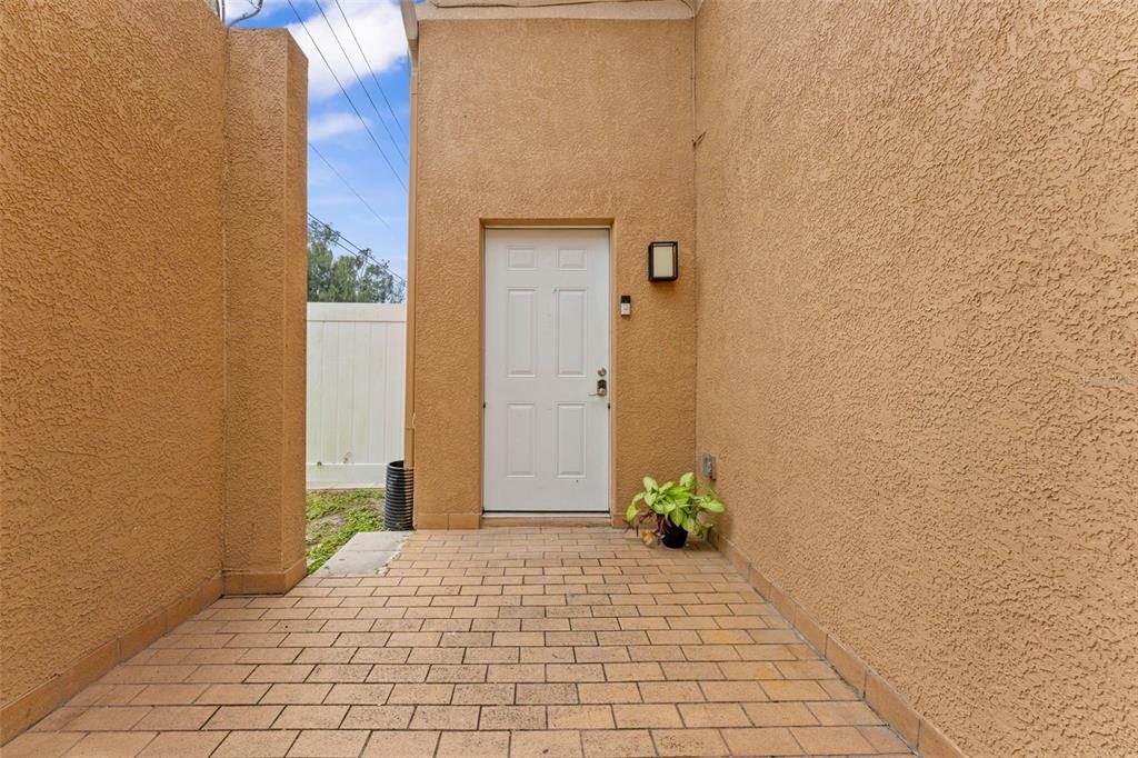 4363 TYLER CIRCLE N, ST PETERSBURG, FL — photo 5 of 30