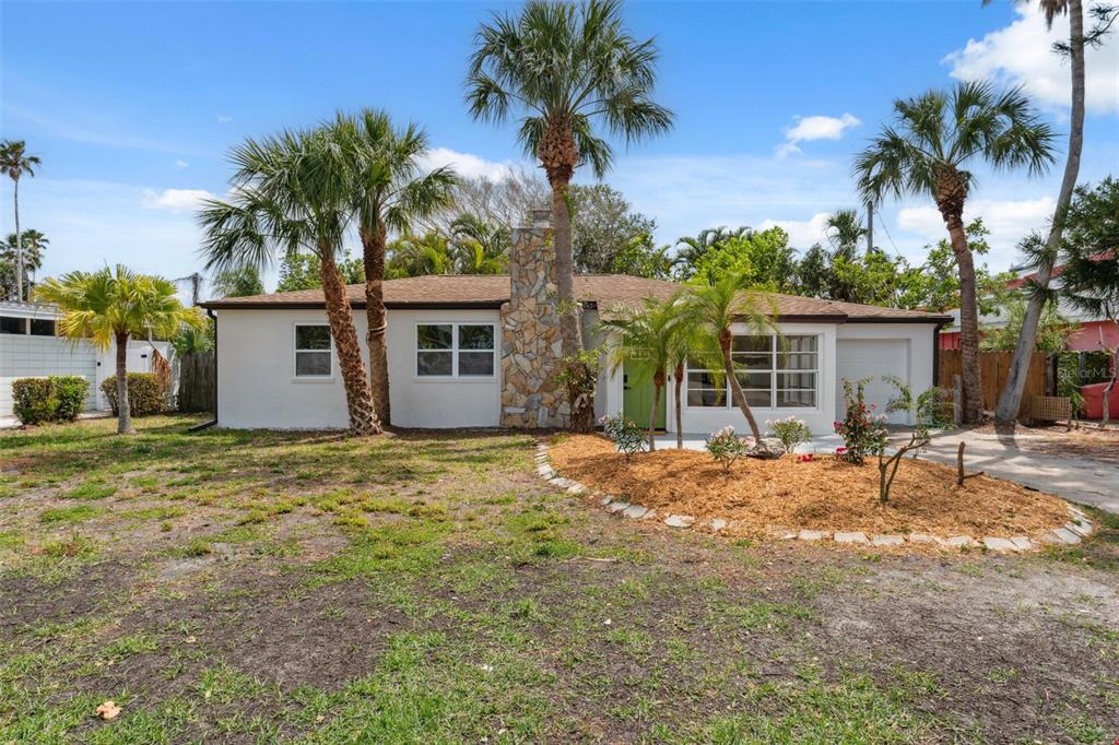 108 5TH STREET, BELLEAIR BEACH, FL — photo 3 of 30
