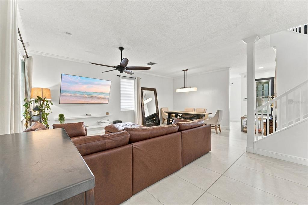 506 BERRY JAMES COURT, KISSIMMEE, FL — photo 4 of 30