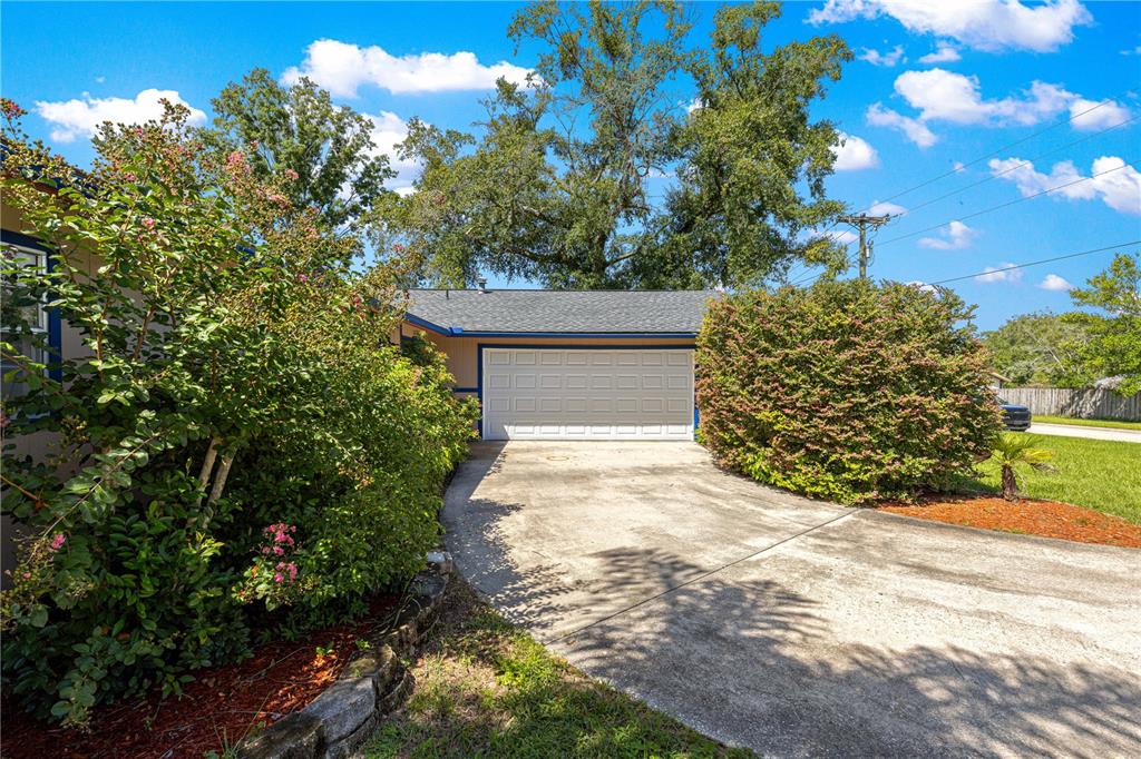 2130 NE 10TH STREET, OCALA, FL — photo 3 of 30