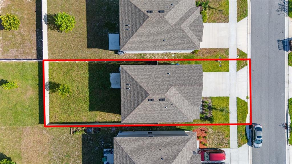 This floor plan shows a two-story home with a garage, four bedrooms, and a loft — 1334 DIEGO TERRACE UNIT A, WINTER HAVEN, FL