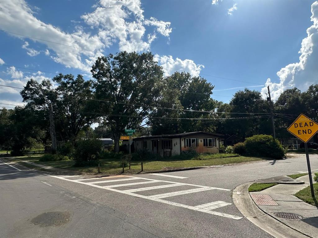 1404 TIPTON ROAD