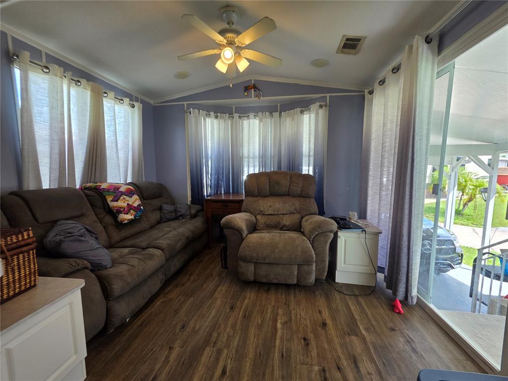 6494 SE 55TH STREET, OKEECHOBEE, FL — photo 2 of 20