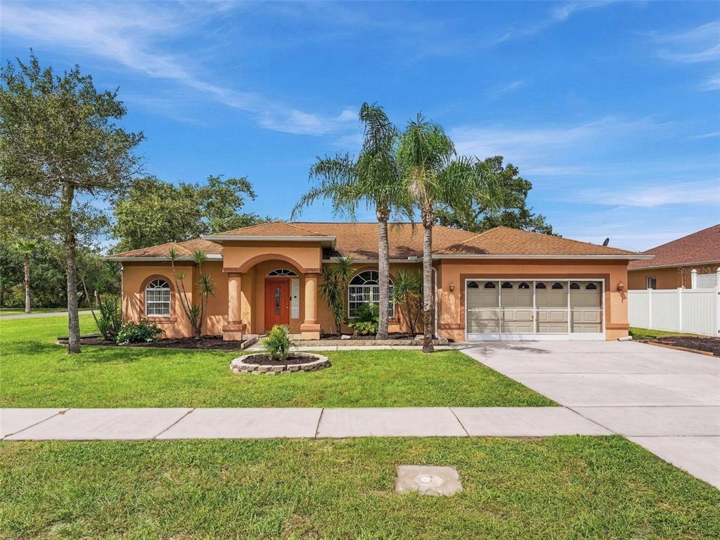 15393 BURBANK DRIVE, BROOKSVILLE, FL — photo 3 of 30
