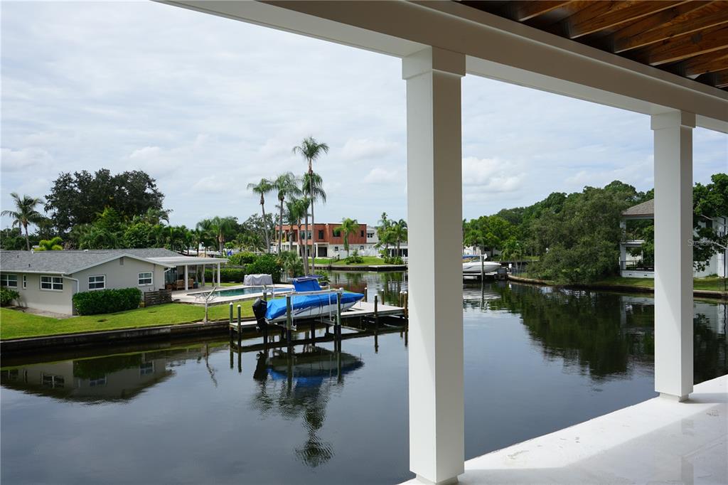 1401 45TH AVENUE NE, ST PETERSBURG, FL — photo 2 of 8