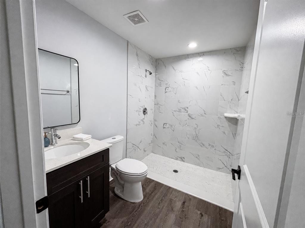 312 CONDOR AVENUE, SEBRING, FL — photo 4 of 8