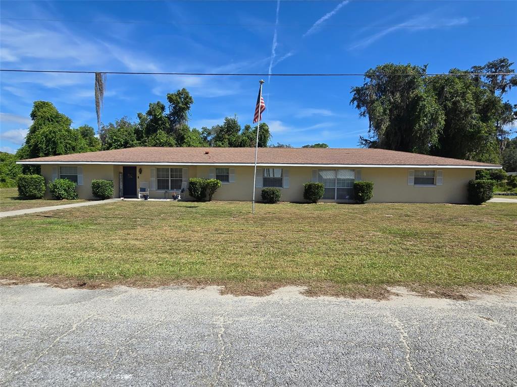 12394 SE 139TH AVENUE, OCKLAWAHA, FL — photo 4 of 30