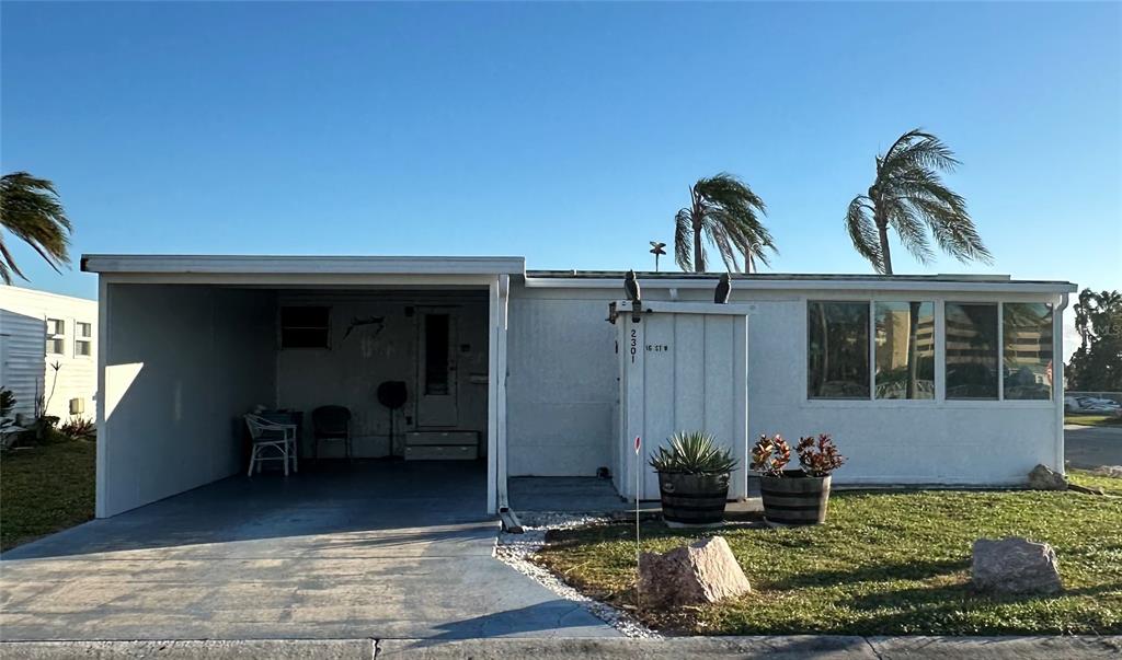 2301 16TH STREET W