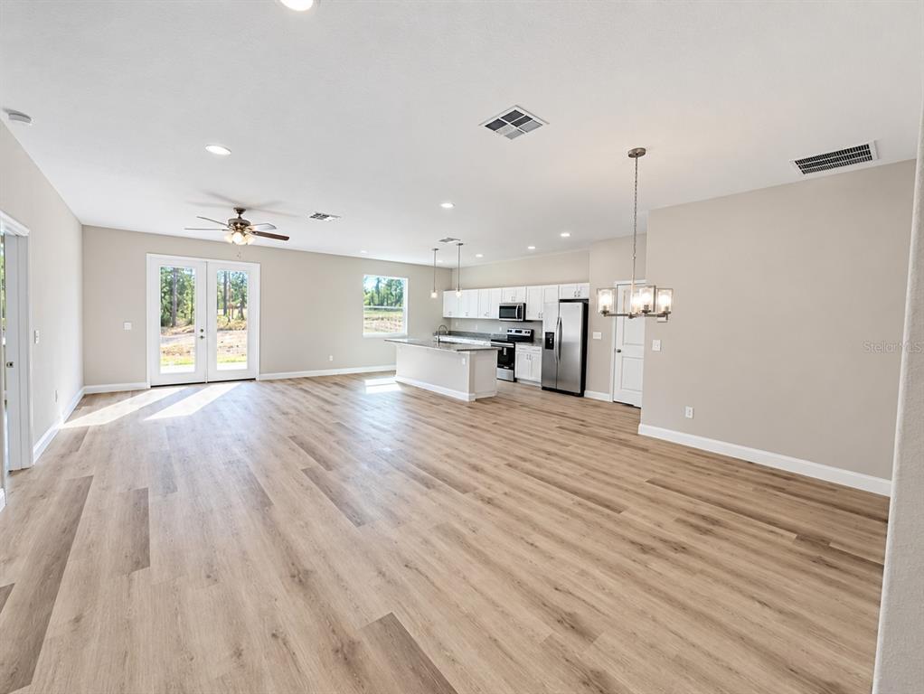 21521 SW MARINE BOULEVARD, DUNNELLON, FL — photo 4 of 15