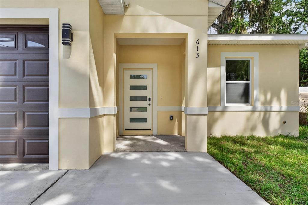 613 W VALENCIA STREET, LAKELAND, FL — photo 3 of 30