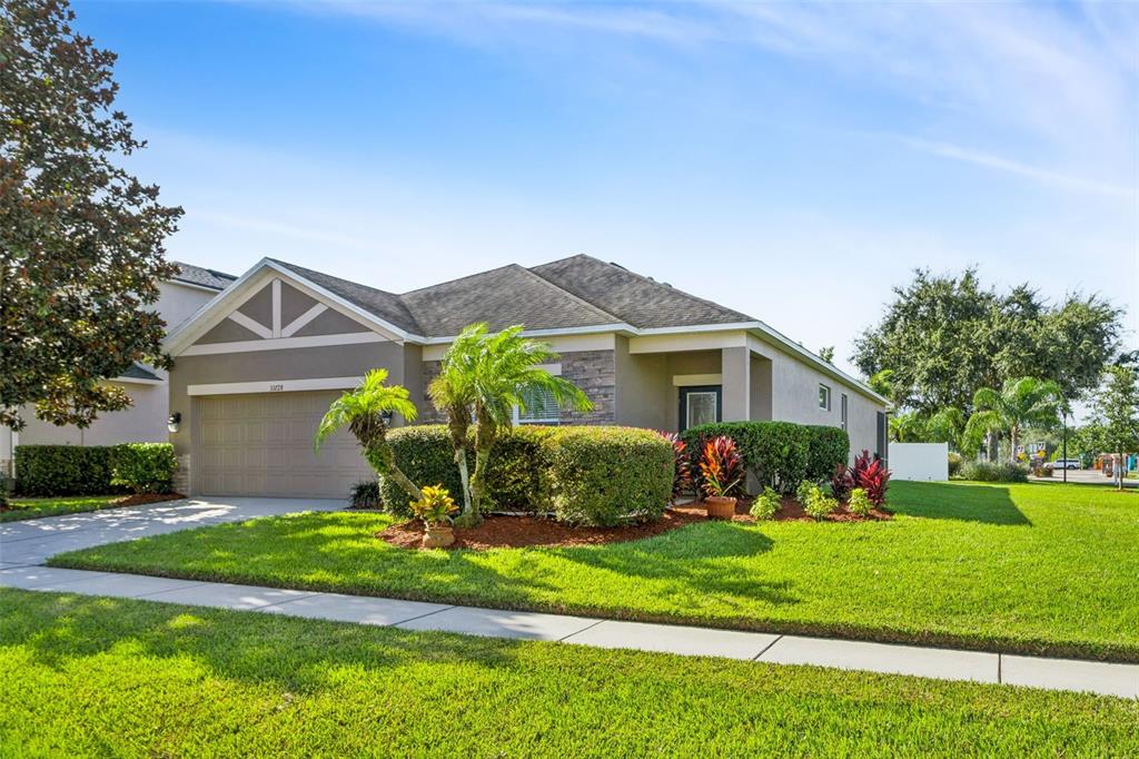 33728 HONEYWOOD AVENUE, WESLEY CHAPEL, FL — photo 2 of 30
