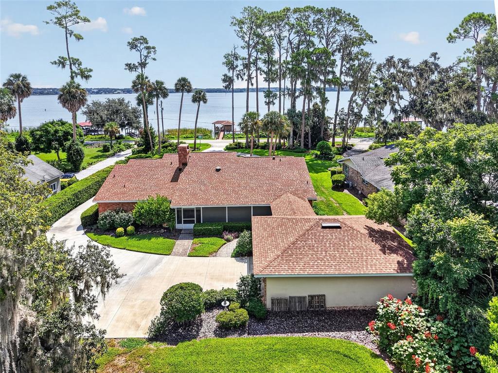 3081 LAKESHORE DRIVE, MOUNT DORA, FL — photo 4 of 30