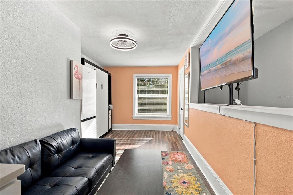 7401 & 1/2 1ST AVENUE N UNIT UPR-A, ST PETERSBURG, FL — photo 3 of 24