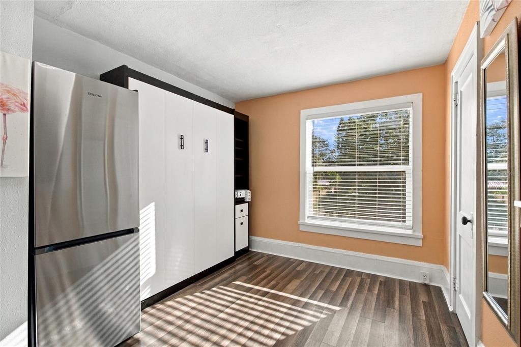 7401 & 1/2 1ST AVENUE N UNIT UPR-A, ST PETERSBURG, FL — photo 4 of 24