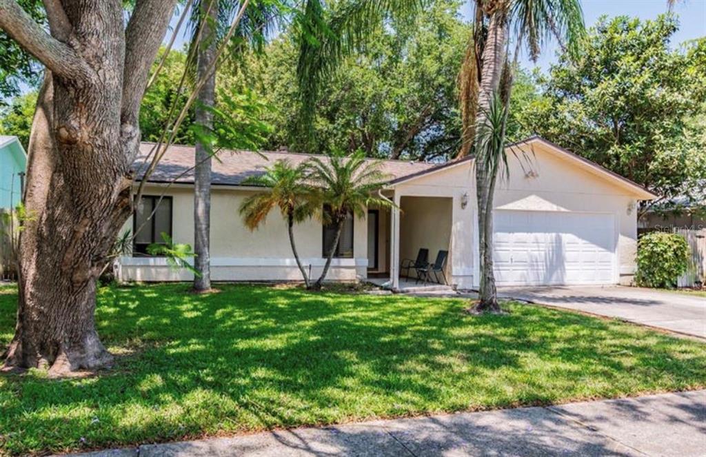 2468 GULFBREEZE CIRCLE